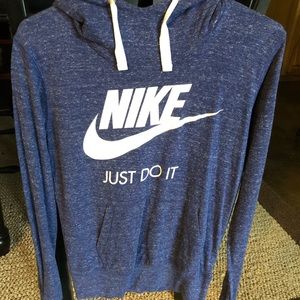 Nike Ladies Lightweight Hoody Small